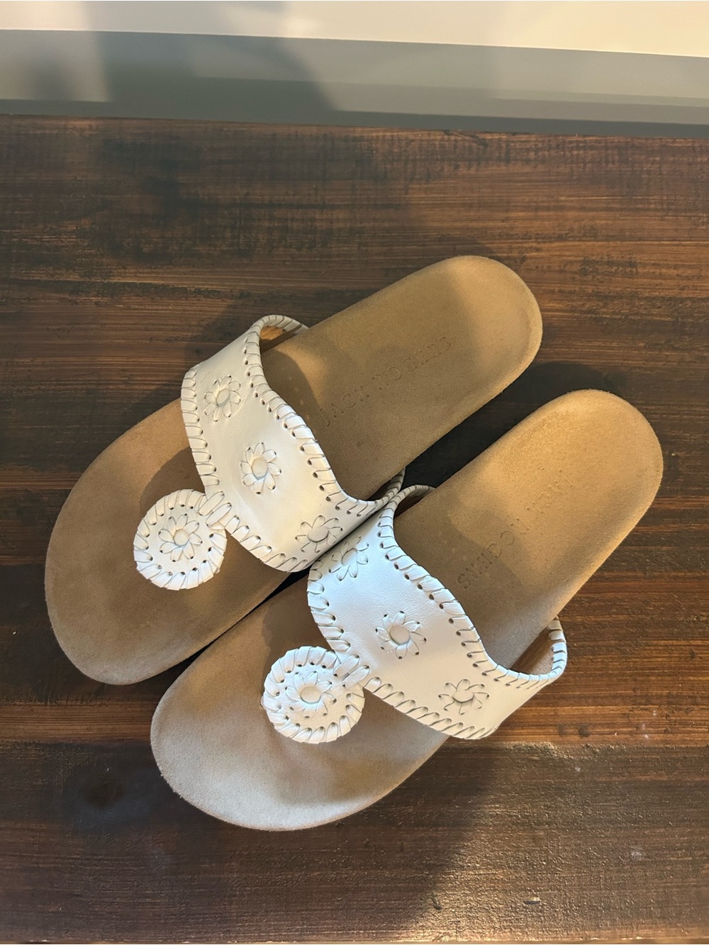 Jack Rogers Comfort - White Floral Leather Sandals for Women